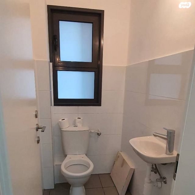 דירה, חיים חפר, הרקפות, ראשון לציון