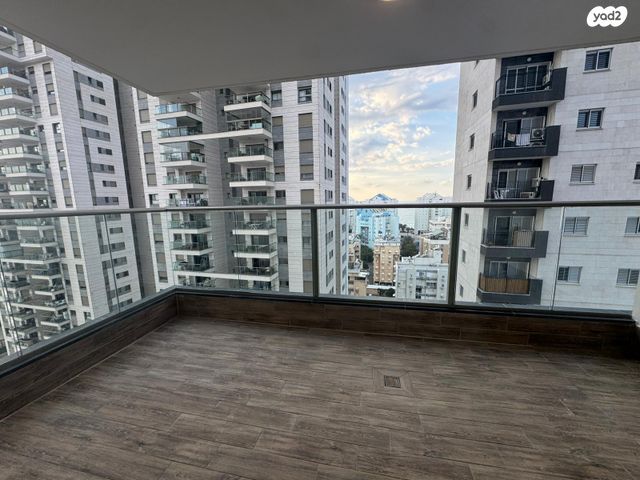 דירה, הרב קוק, צפון מערב מרכז העיר, נתניה