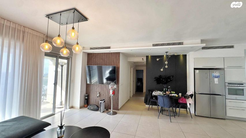 דירה, שדרות האלונים 9, פארק המושבה, באר יעקב