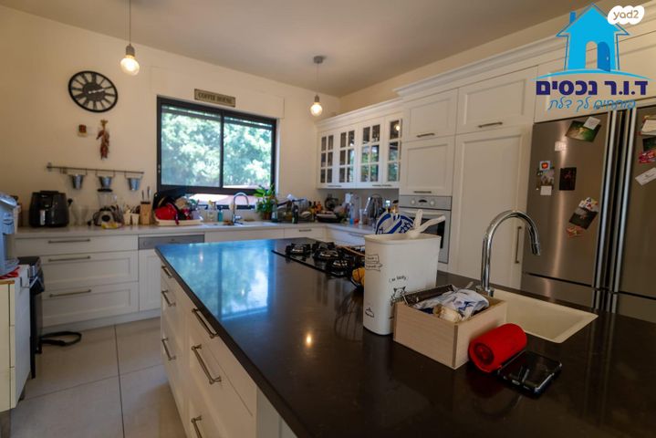 דו משפחתי, רעננה