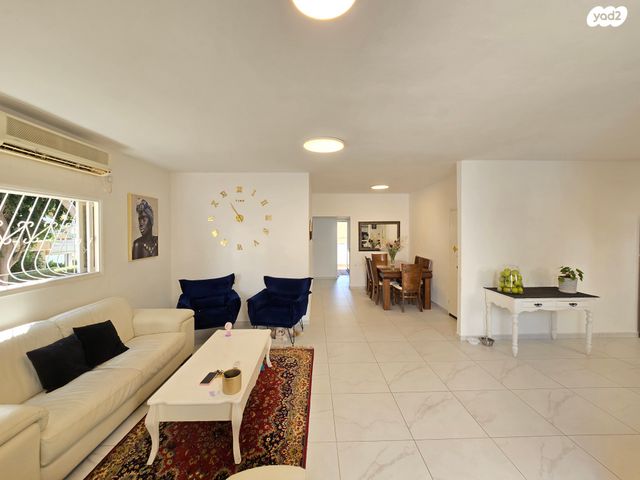 דירה, זאב ברנדה, המרכז השקט / מרכז העיר, פתח תקווה