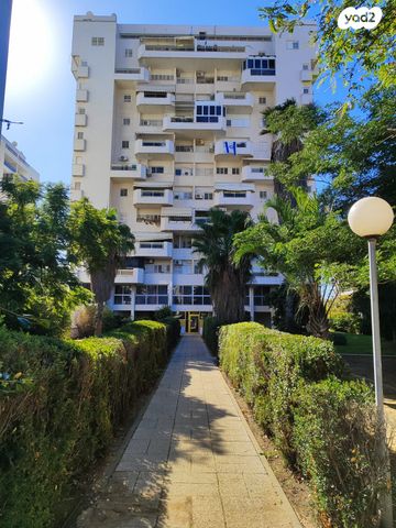 גג/ פנטהאוז, נחל קידרון 10, רובע י"א, אשדוד