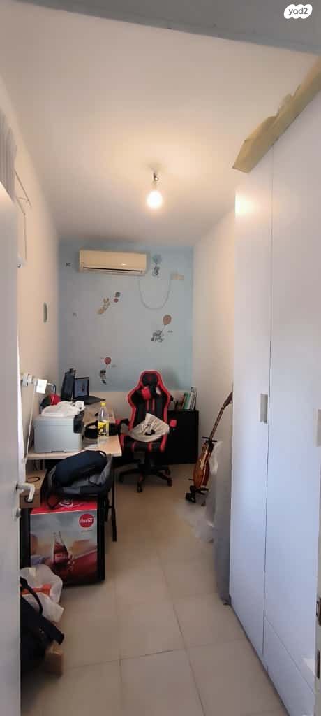 דו משפחתי, בנימינה גבעת עדה