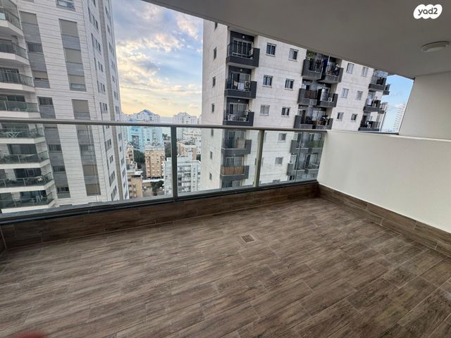 דירה, הרב קוק, צפון מערב מרכז העיר, נתניה