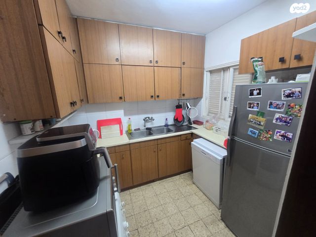 הרב לוי יצחק 