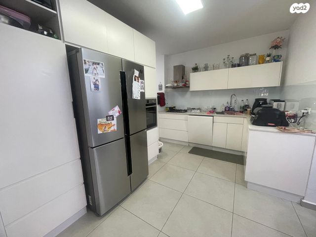 דירת גן, אחיסמך, לוד