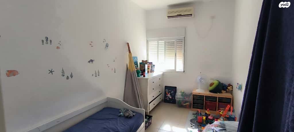 דו משפחתי, בנימינה גבעת עדה