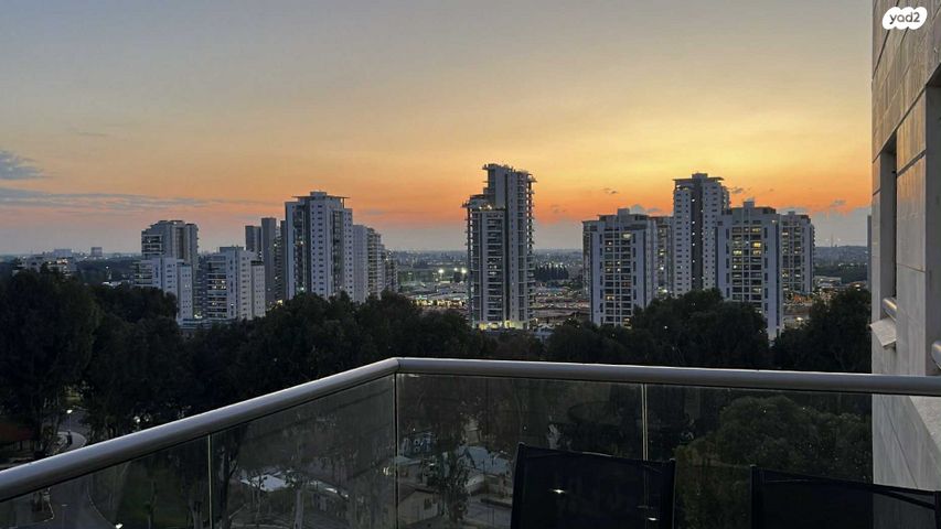 דירה, שדרות האלונים 9, פארק המושבה, באר יעקב