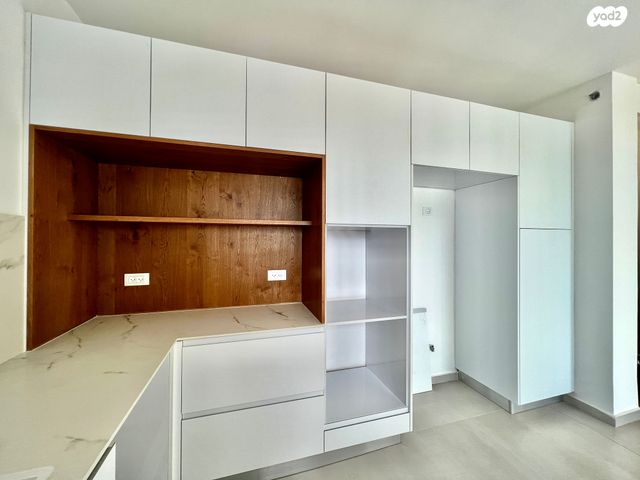 דירה, הרב הרצוג, צפון מערב מרכז העיר, נתניה