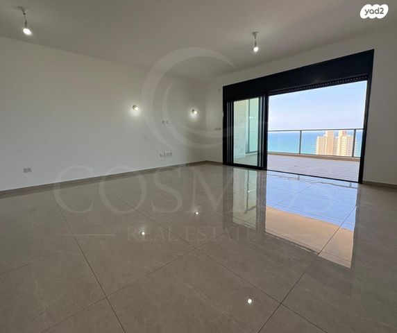 אמנון ליפקין שחק 10