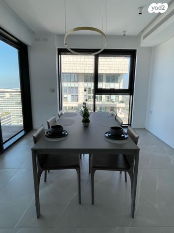 דירה, ניסים אלוני 2, צמרות איילון, פארק צמרת, תל אביב יפו