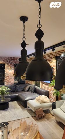 גג/ פנטהאוז, ב' / צפון מערב העיר, רחובות