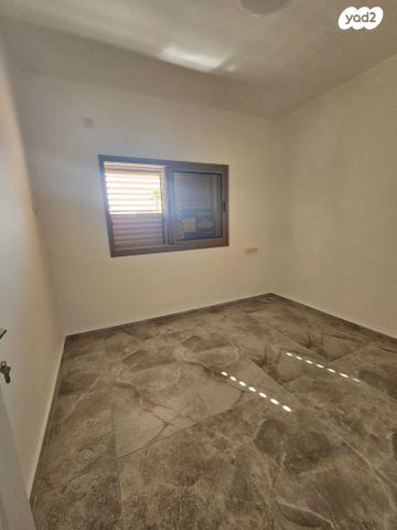 דירה, קרית אתא