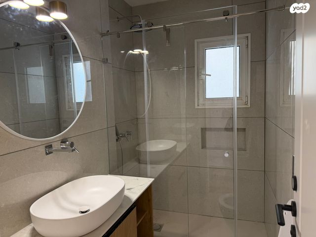 דירה, שדרות ניצה, צפון מערב מרכז העיר, נתניה