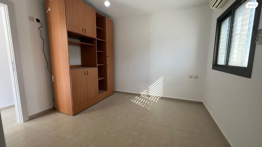 גג/ פנטהאוז, אפעל, שיכון ותיקים, חולון