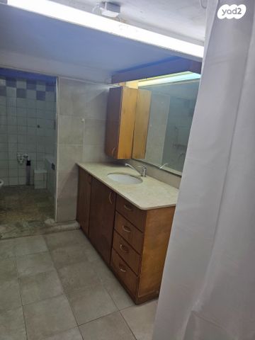 דירת גן, ירושלים, הדר מרכז, חיפה