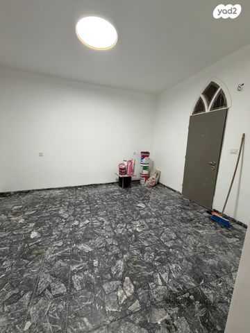 דירה, צהלון, שיכוני חסכון, תל אביב יפו