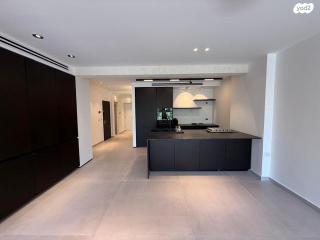 דירה, יהודה הימית, צפון יפו, המושבה האמריקאית-גרמנית, תל אביב יפו