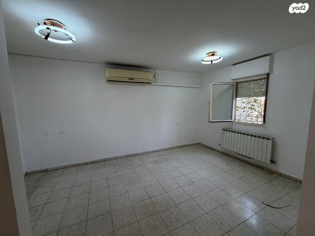 דירת גן, אהרון אשכולי, רמות, ירושלים