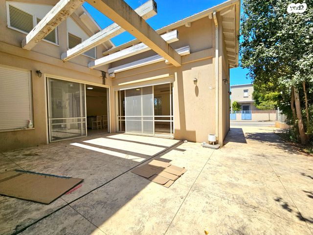 בית פרטי/ קוטג', בני עטרות