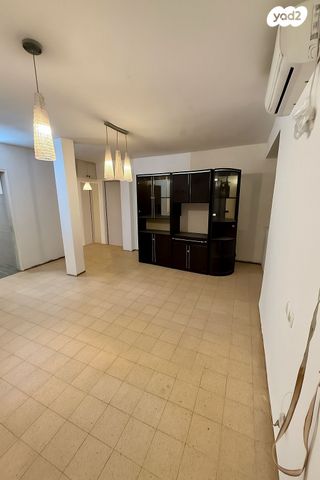 שדרות דגניה 7