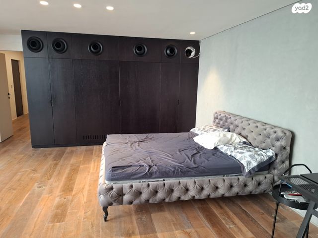 דירת גן, נאוה סמל, צומת סביון, קרית אונו