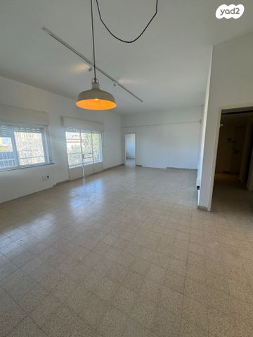 דירה, דרך הים, חיפה