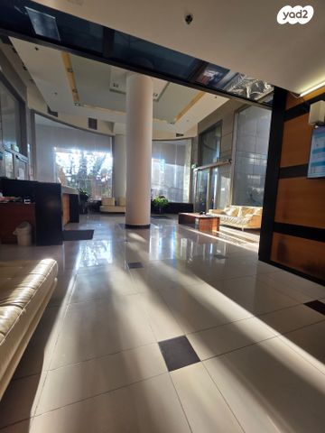 דירה, שדרות ניצה, צפון מערב מרכז העיר, נתניה