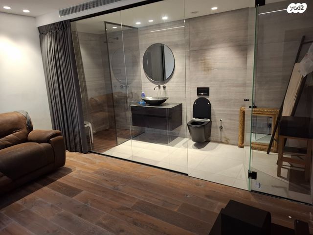 דירת גן, נאוה סמל, צומת סביון, קרית אונו