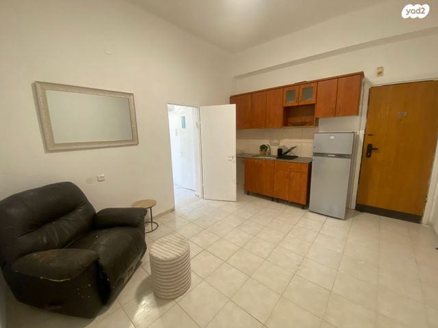 ארלוזורוב 100