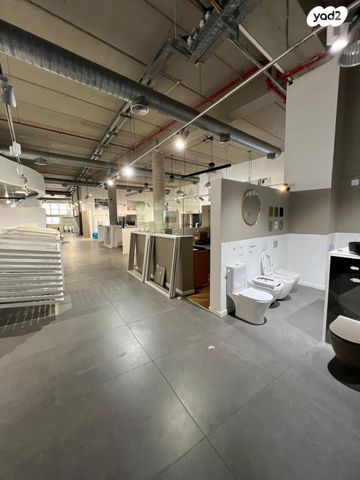 צומת הקריות, חוף שמן