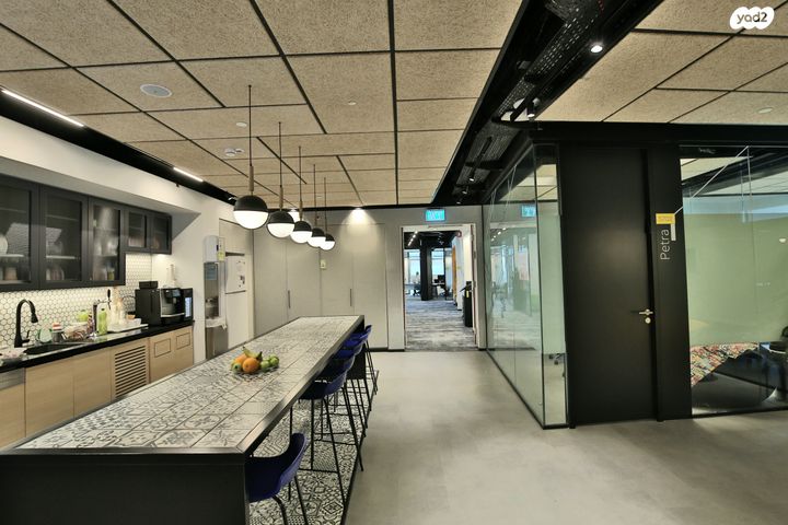 משרדים, הר החוצבים, ירושלים