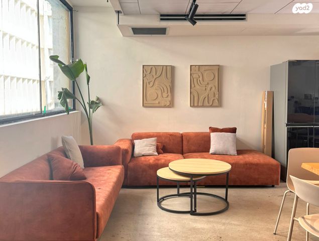 גני שרונה, קרית הממשלה