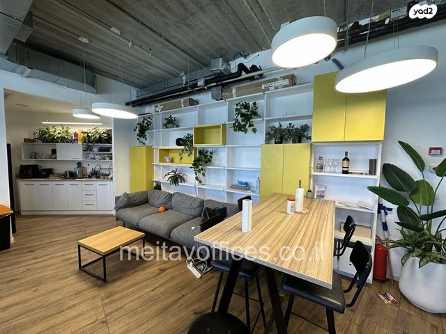 משרדים, דרך מנחם בגין, מונטיפיורי, הרכבת, תל אביב יפו