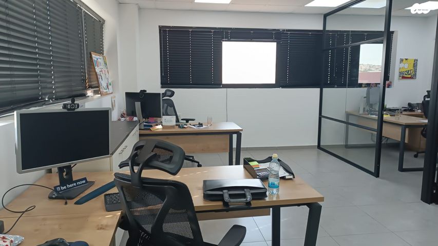 משרדים, הבנאי, מרכז עינב, מודיעין מכבים רעות