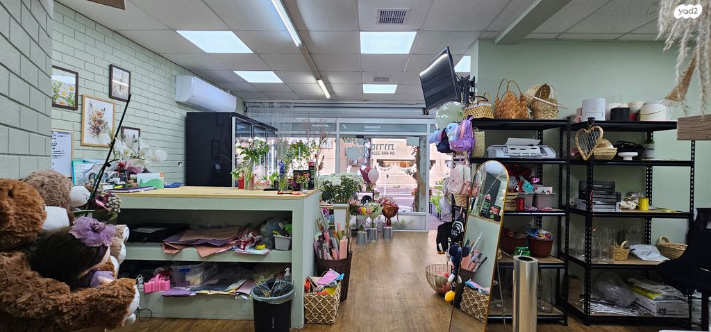 חנויות/ שטח מסחרי, שדרות הגעתון, עיר, מרכז העיר, נהריה