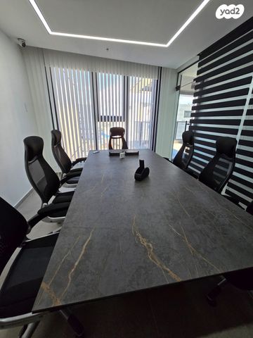 משרדים, עפולה