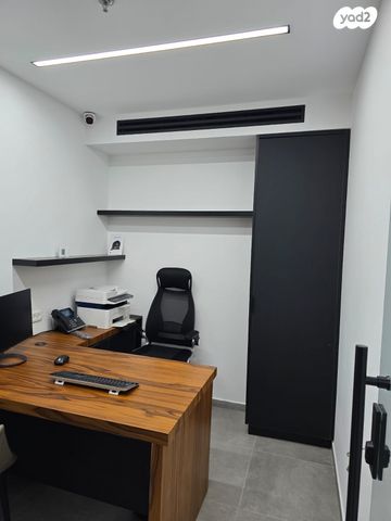 משרדים, עפולה