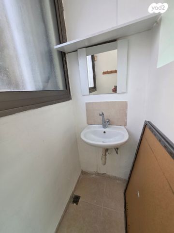 קליניקות, שדרות גושן 66, מוצקין הותיקה, קרית מוצקין