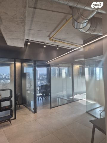 משרדים, דרך מנחם בגין, מונטיפיורי, הרכבת, תל אביב יפו