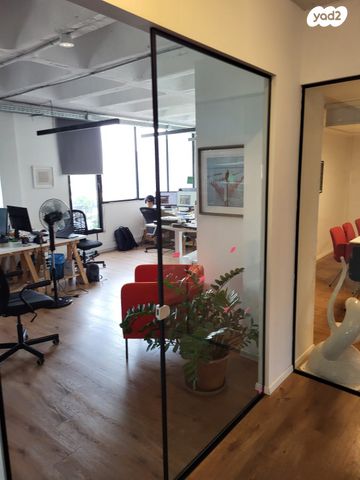 משרדים, מונטיפיורי, הרכבת, תל אביב יפו