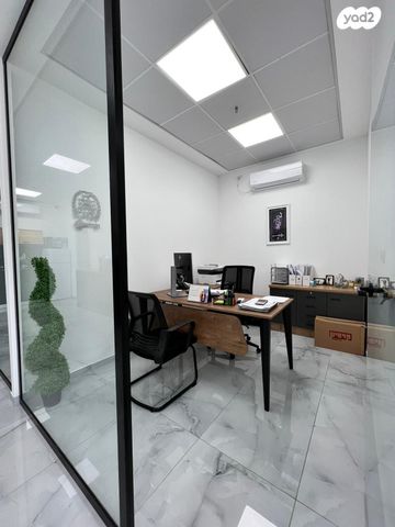 מבני תעשיה, הנס מולר 24, אזור תעשיה קרית ביאליק, אזור תעשיה צור שלום, קרית ביאליק