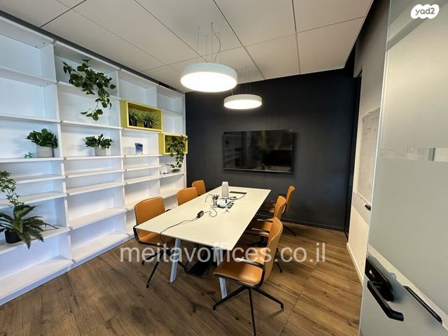 משרדים, דרך מנחם בגין, מונטיפיורי, הרכבת, תל אביב יפו