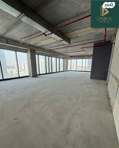 משרדים, עמק, באר יעקב