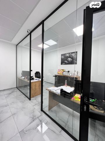 מבני תעשיה, הנס מולר 24, אזור תעשיה קרית ביאליק, אזור תעשיה צור שלום, קרית ביאליק