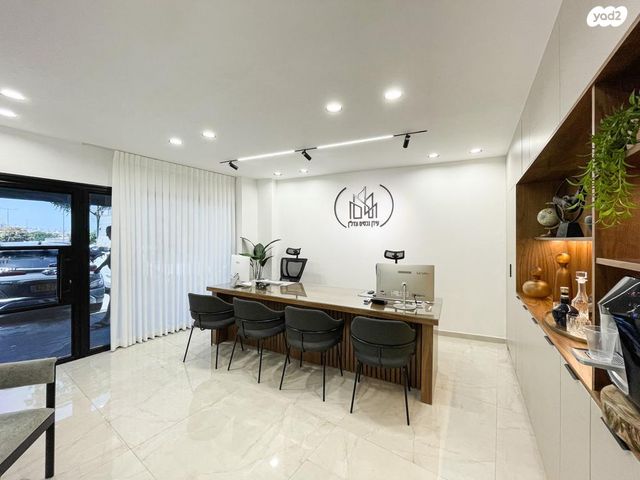 משרדים, הגדוד העברי 6, מגדל, אשקלון