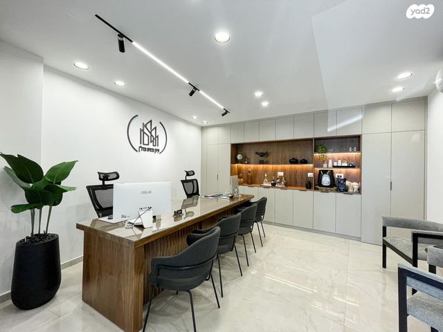 משרדים, הגדוד העברי 6, מגדל, אשקלון