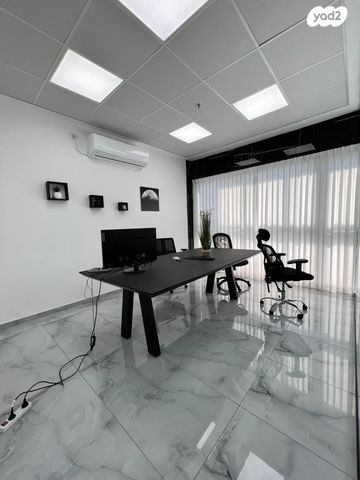 מבני תעשיה, הנס מולר 24, אזור תעשיה קרית ביאליק, אזור תעשיה צור שלום, קרית ביאליק