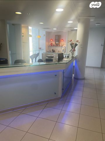 כללי, גיל עמל, הוד השרון