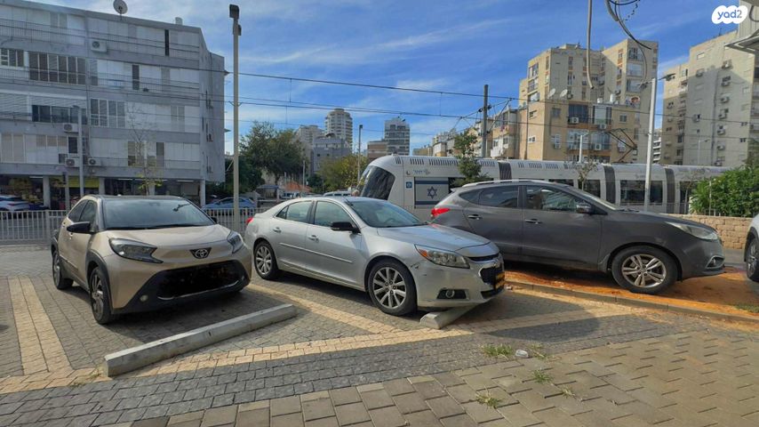 חנויות/ שטח מסחרי, הרצל, עצמאות יוספטל, בת ים